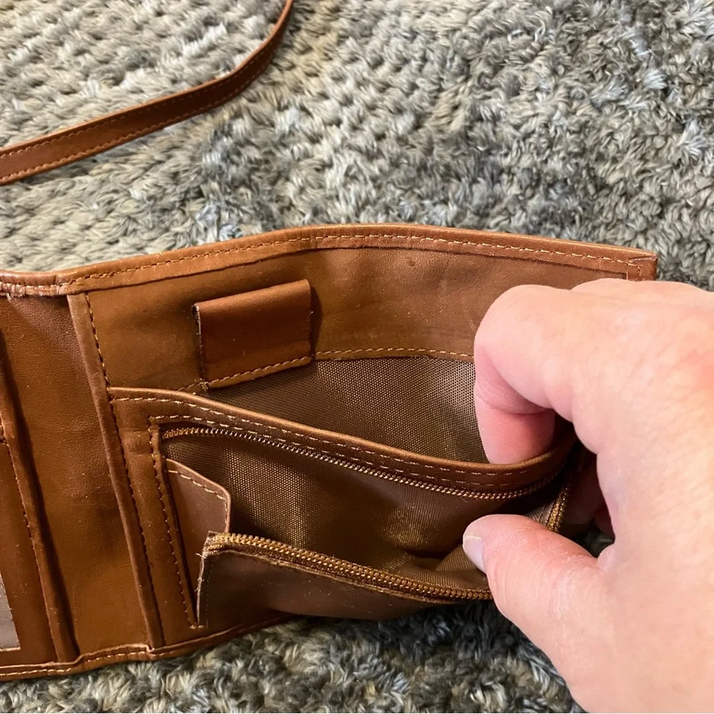 Vintage Macro Bag‎ Brown Cowhide Leather Crossbody Wallet With Adjustable Strap